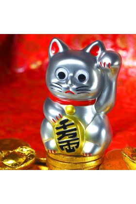 LEEEEEE CLASSIC MASCOT Gin Maneki Neko Silver Lucky Cat Sofubi Toy by Leeeeeetoy