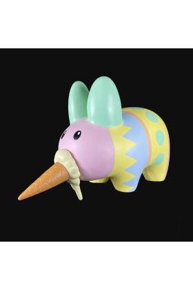 Labbit Wants All the Eggs - Kozik x KidRobot