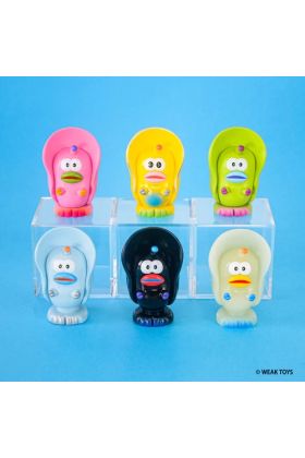 Weak Finisher Vol 2 Sofubi Oyster Blindbox by Weak Toys