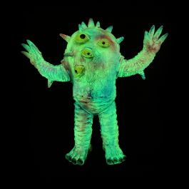 【2024最新】SNSで話題・人気の商品のおすすめアイテム Kaiju Eyezon Blue soft sofvi Toy Max by Kaiju Sofubi GID ソフビ